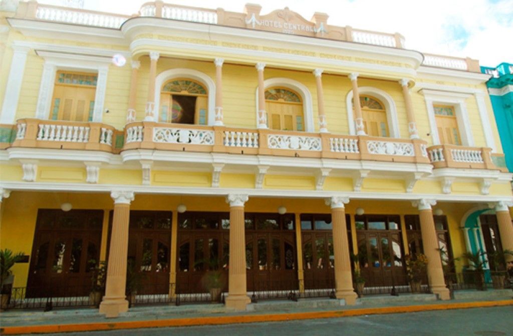 Hotel E Central Villa Clara 圣克拉拉 外观 照片